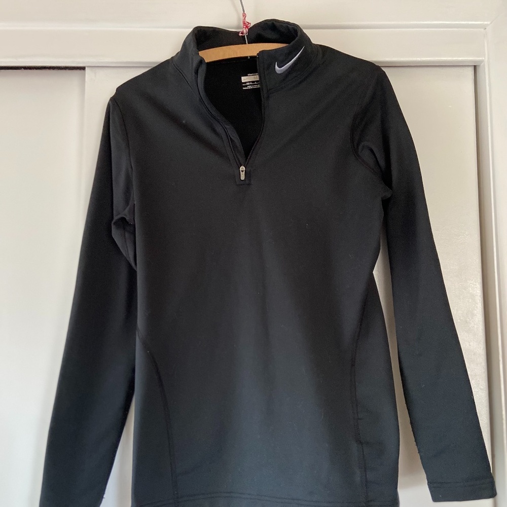 Women's Black Athletic top with Zipper
